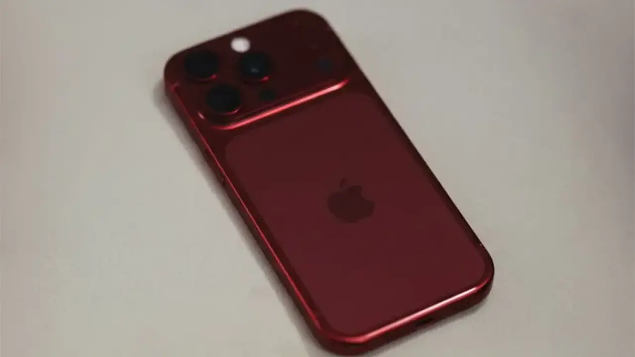 اكتشاف لون جديد غامض لهاتف iPhone 18 Pro Max يثير خيبة معجبين.
